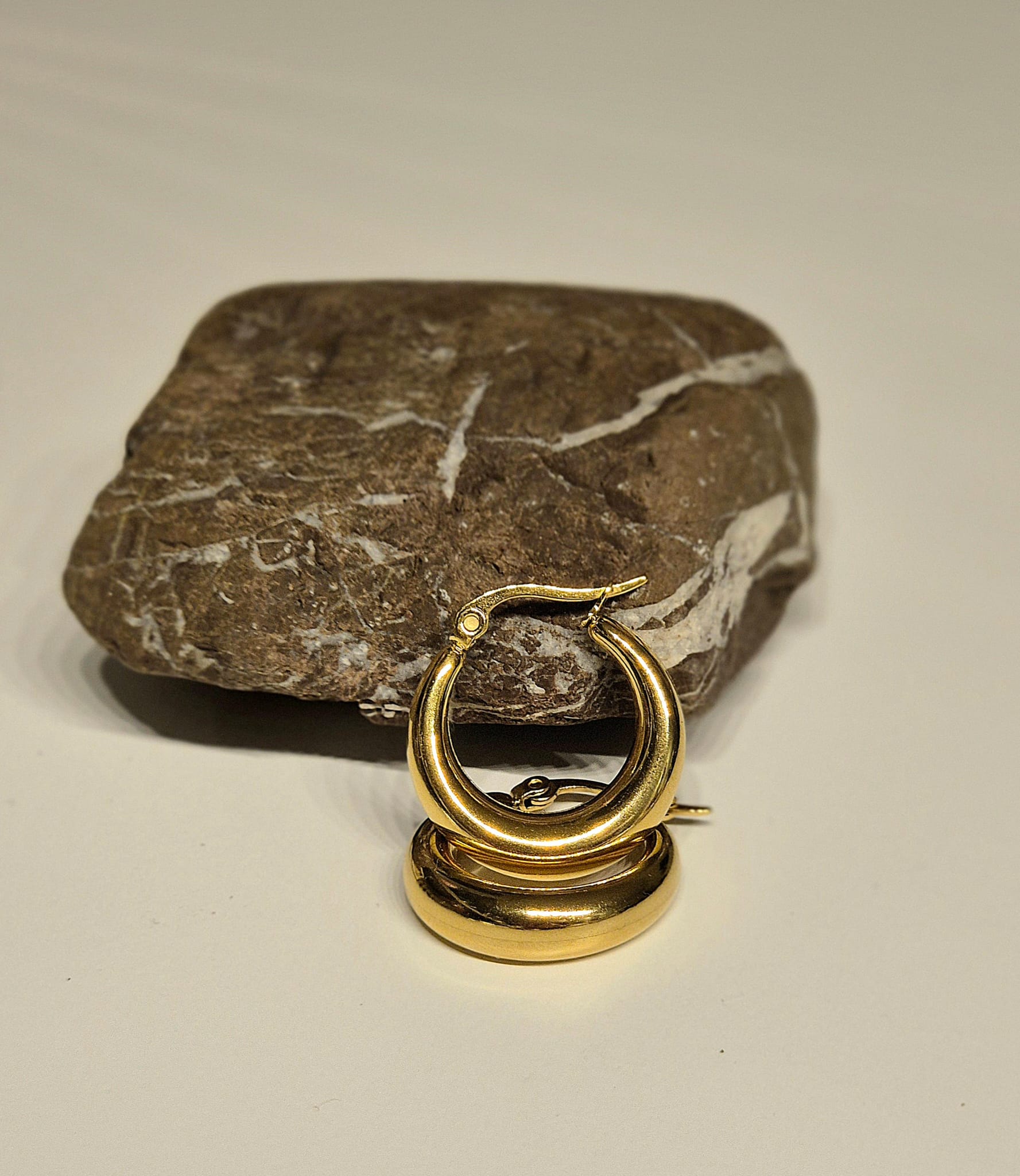 Golden loops earrings